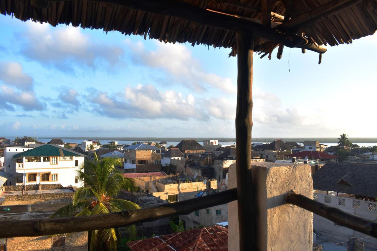 Jambohouse Lamu Bed & Breakfast Dış mekan fotoğraf