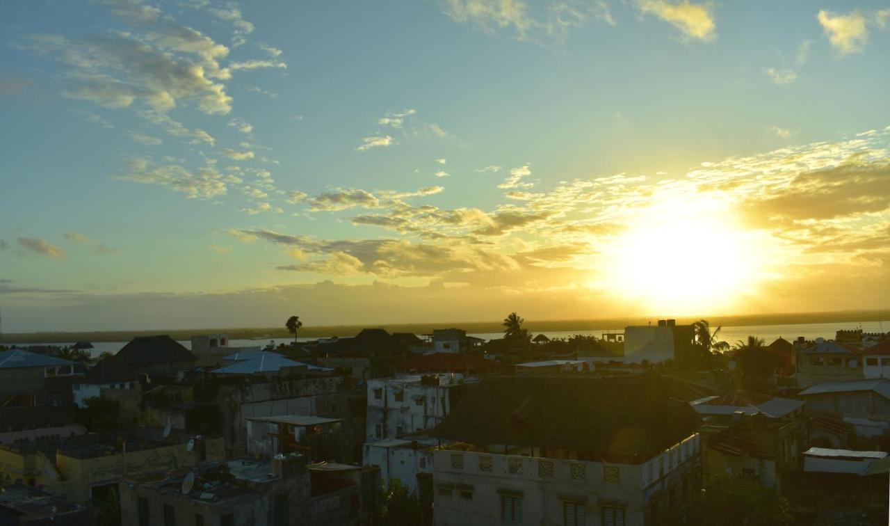 Jambohouse Lamu Bed & Breakfast Dış mekan fotoğraf
