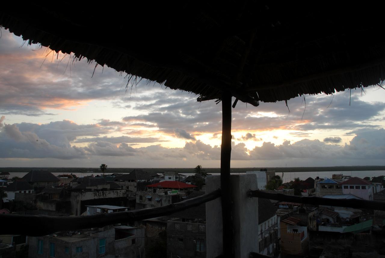 Jambohouse Lamu Bed & Breakfast Dış mekan fotoğraf